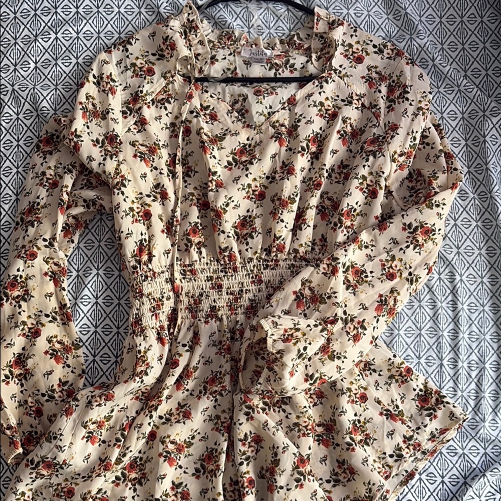 Justify Floral Blouse in Cream and Red